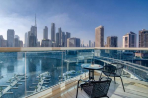 FIRST CLASS 1BR Stylish with Burj Khalifa View